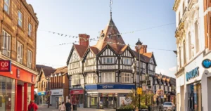 Short Let vs Hotel in Wrexham Which Should You Choose